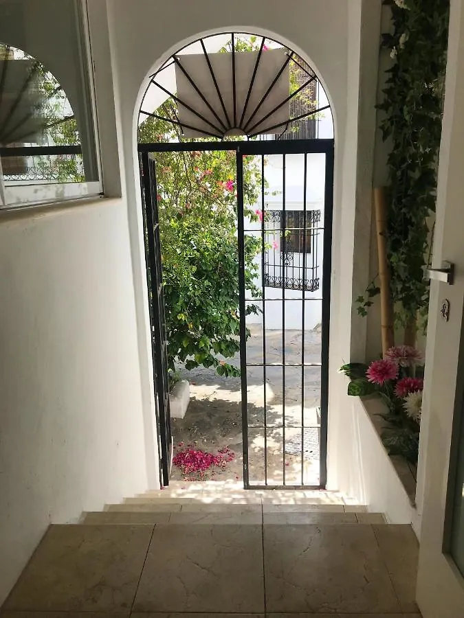 Apartment Camino De La Cruz Marbella